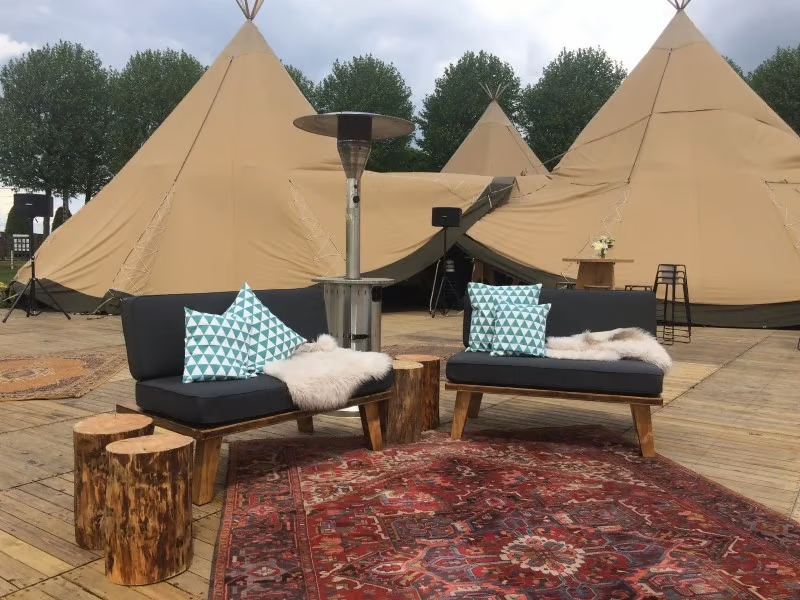 Water-repellent or waterproof: what’s the difference in cushions?